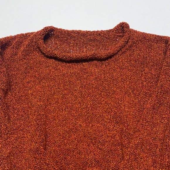 Any Brill crop sweater - Picture 3 of 10